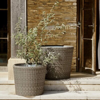 Neptune Avebury Planter  Best